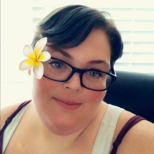 Meet your Posher, Carrie